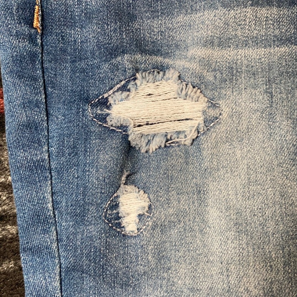 Short pants - Picture 3 of 4